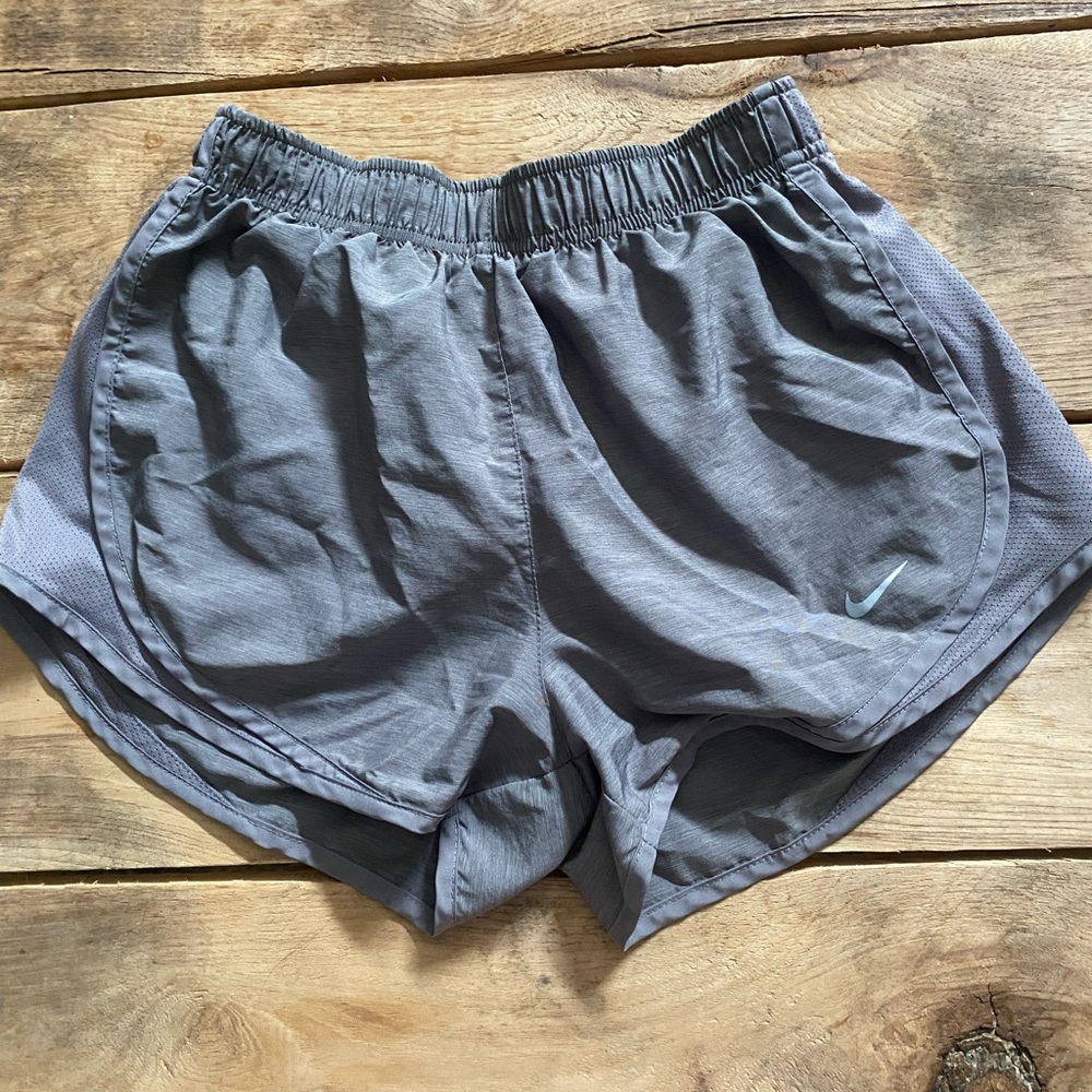 Nike Gray Athletic Shorts Lightweight Elastic Waist